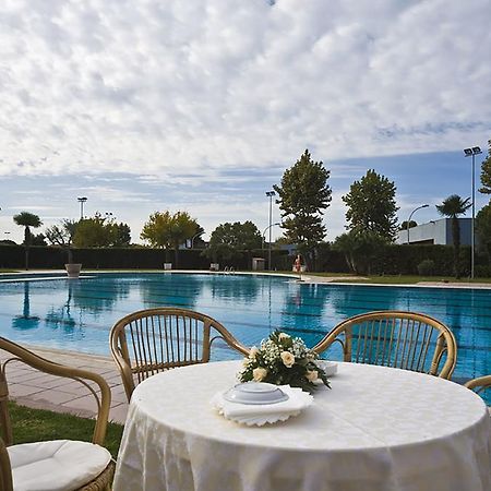 Aris Garden Hotel Casal Palocco Exteriér fotografie