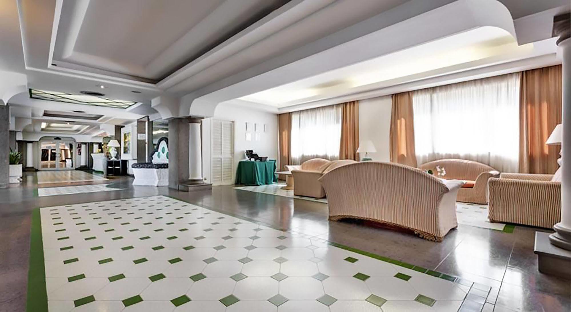 Aris Garden Hotel Casal Palocco Exteriér fotografie